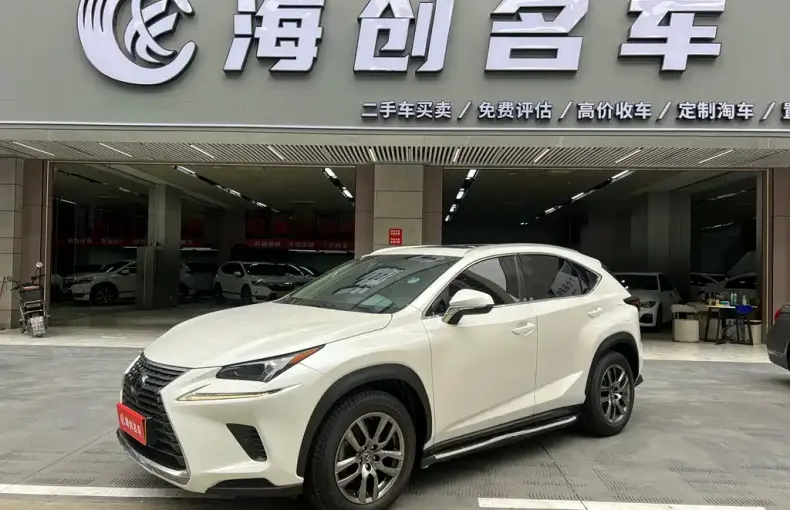 Lexus NX 2018 из Китая