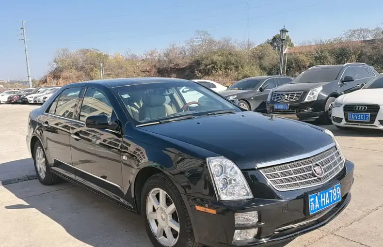 Cadillac SLS 2009 из Китая