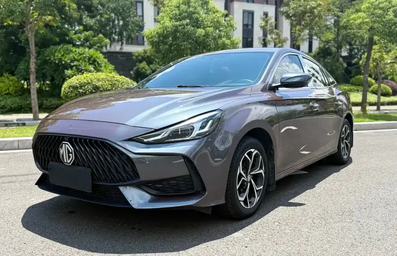 MG MG5 2022 из Китая
