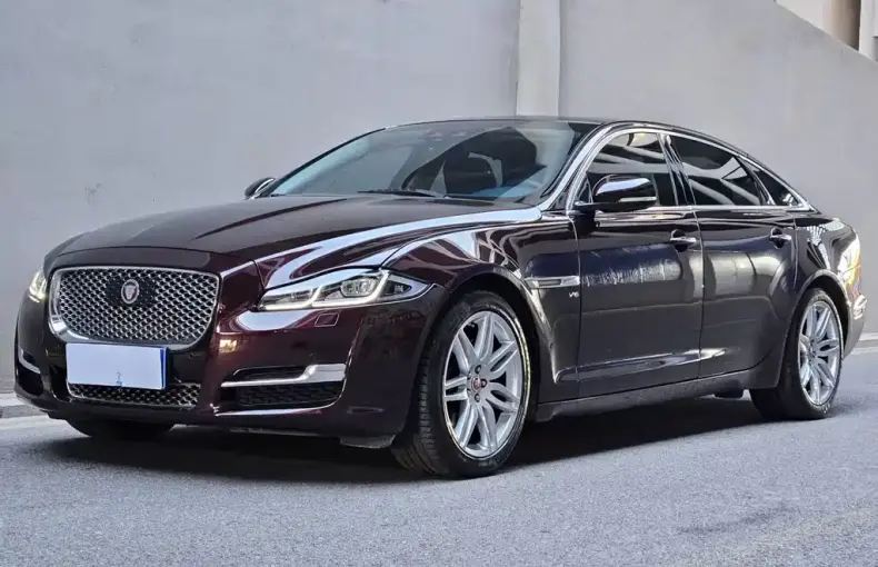Jaguar XJ 2018 из Китая
