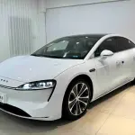 智界 Zhijie S7 из Китая