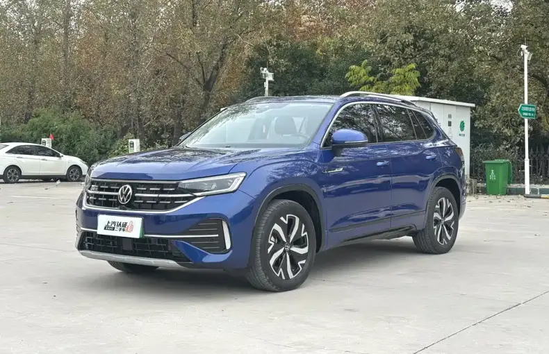 Volkswagen GTE PHEV 2024 из Китая