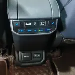 Toyota Highlander 2023 192 л.с. из Китая