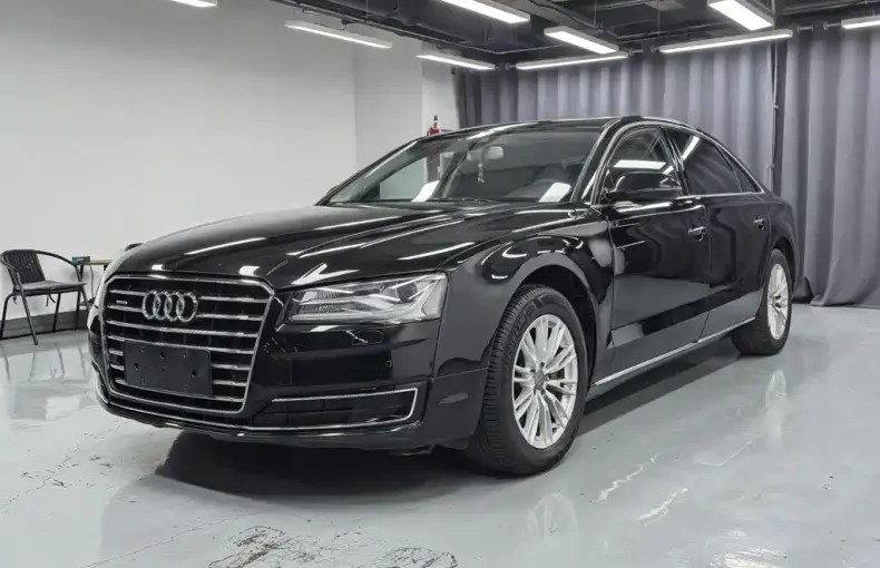 Audi A8 2015 из Китая