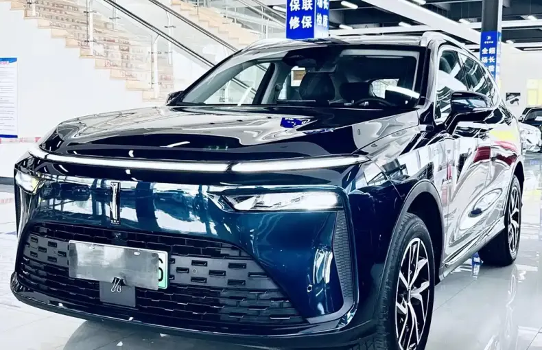 Wey Wey Latte DHT-PHEV 2024 из Китая