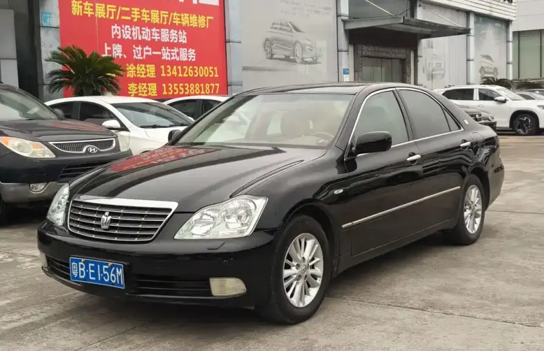 Toyota Crown 2008 из Китая