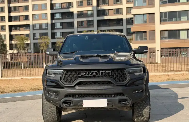 RAM Ram Trucks 2023 из Китая