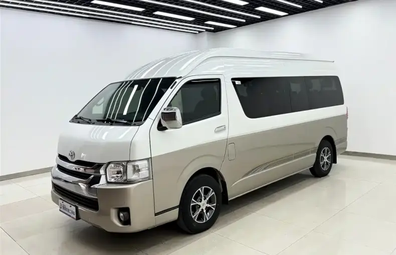 Toyota Hiace 2017 из Китая