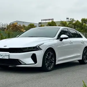 Kia K5 2022 из Китая