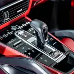 Porsche Cayenne Hybrid 2021 386 л.с. 386 л.с. 386 л.с. из Китая