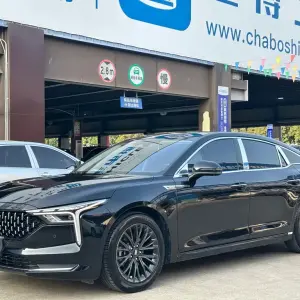 Bestune B70 2022 169 л.с. 169 л.с. из Китая