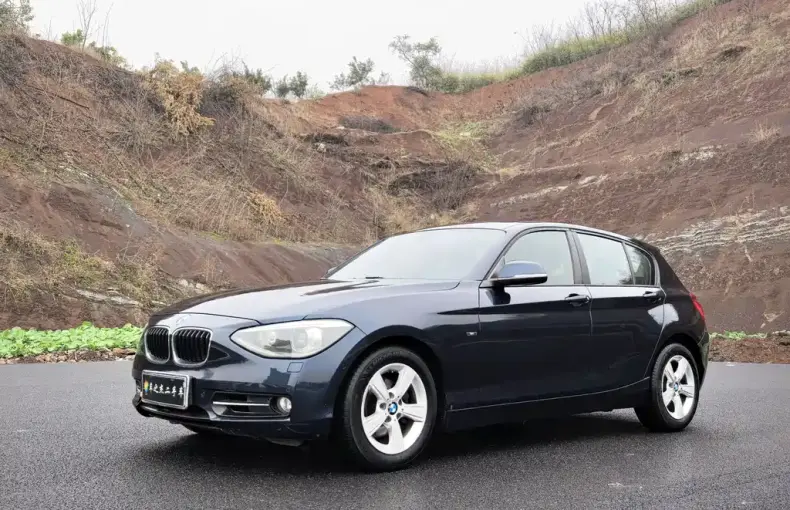 BMW 1 Series (Import) 2012 из Китая