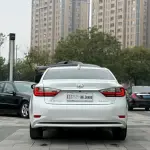 Lexus ES 2017 184 л.с. из Китая