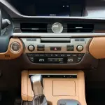 Lexus ES 2017 184 л.с. из Китая