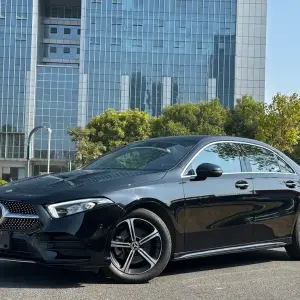 Mercedes-Benz A-Class 2023 163 л.с. — лот 57576072 из Китая