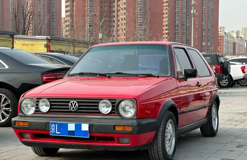 Volkswagen Golf (Import) 1991 из Китая