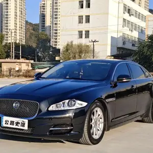 Jaguar XJ 2013 340 л.с. из Китая