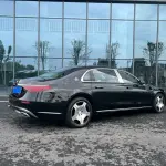 Mercedes-Benz S-Class 2023 из Китая