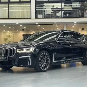 BMW 7 Series 2022 340 л.с. 340 л.с. из Китая