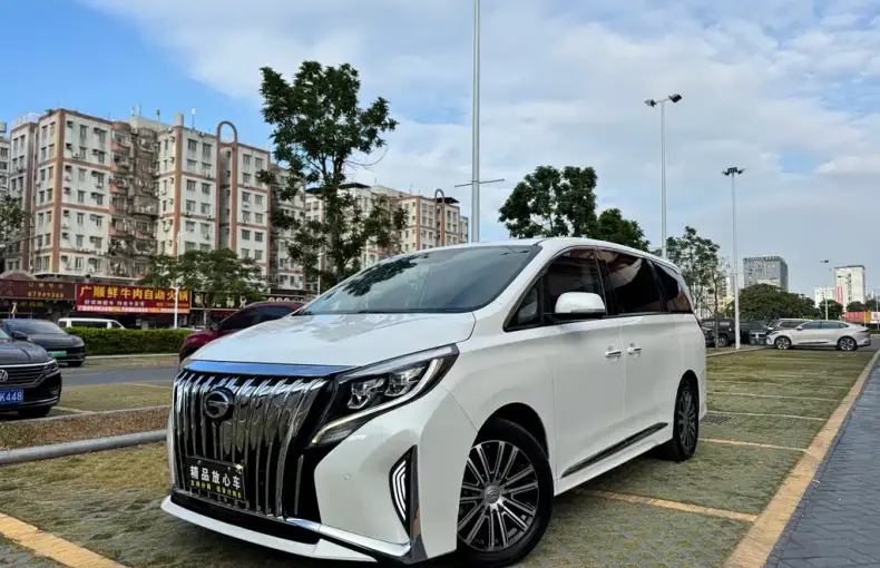 GAC Motor Trumpchi M8 2022 из Китая