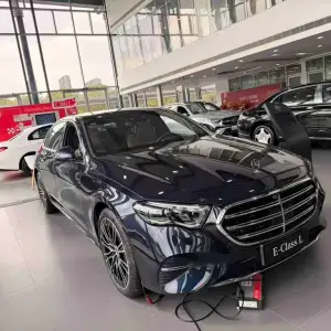 Mercedes-Benz E-Class 2026 из Китая