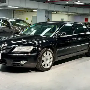 Volkswagen Phaeton 2008 из Китая
