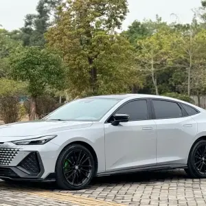 Changan UNI-V 2023 233 л.с. из Китая