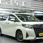 Toyota Alphard 2022 из Китая