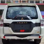 Mitsubishi Pajero (Import) лот 57361050 из Китая