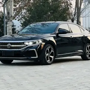 Volkswagen Passat 2022 186 л.с. — лот 57160785 из Китая