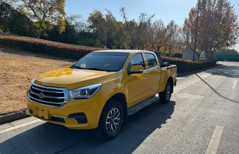 Isuzu TAGA Daga 2022 из Китая