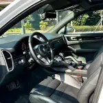 Porsche Cayenne Hybrid 2021 из Китая