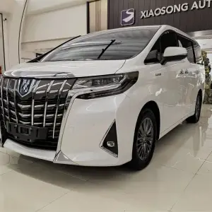 Toyota Alphard 2021 из Китая
