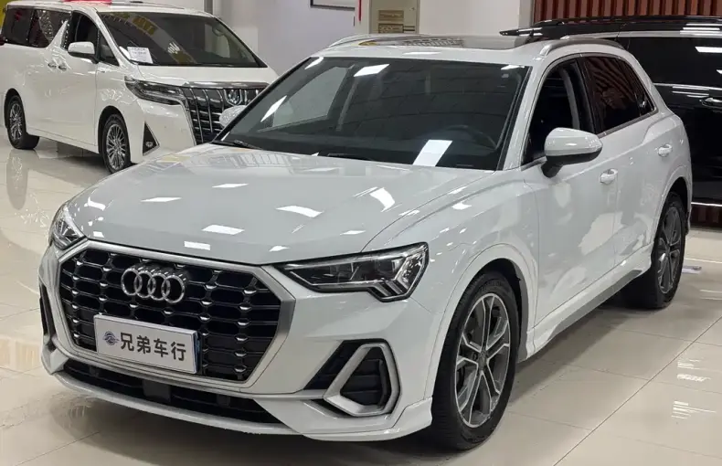 Audi Q3 2020 из Китая