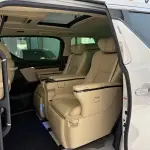 Toyota Vellfire 2021 из Китая
