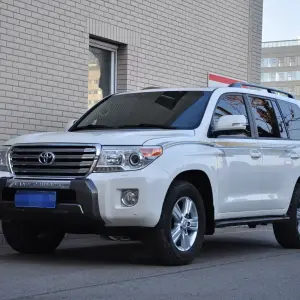 Toyota Land Cruiser 2014 из Китая