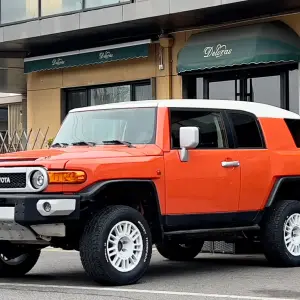 Toyota FJ Cruiser 2014 из Китая