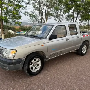 Dongfeng Rich 2014 из Китая