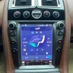 Aston Martin V8 Vantage 2012 из Китая