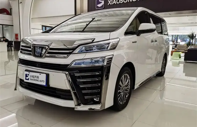 Toyota Vellfire 2022 из Китая