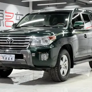 Toyota Land Cruiser 2014 из Китая