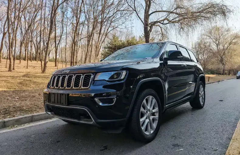 Jeep Grand Cherokee (Import) 2019 из Китая