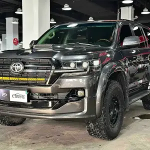 Toyota Land Cruiser 2019 из Китая