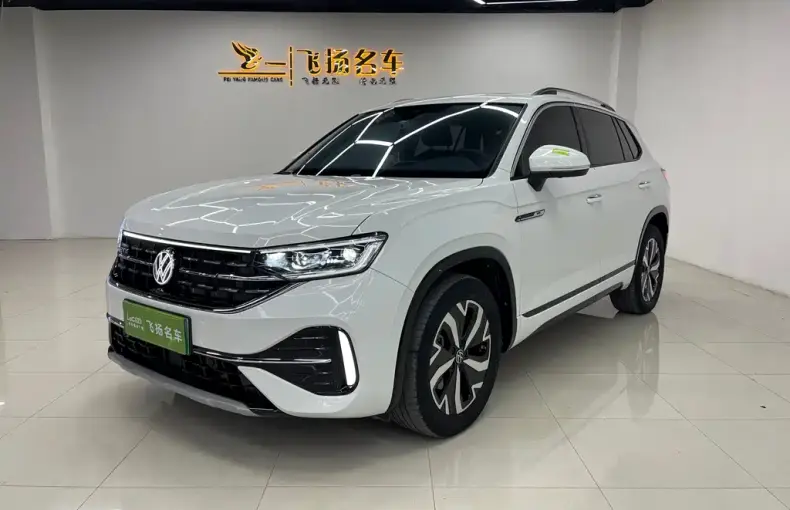 Volkswagen GTE PHEV 2023 из Китая
