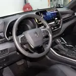 Toyota Crown Kluger 2023 из Китая