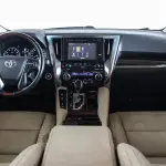 Toyota Alphard 2017 из Китая
