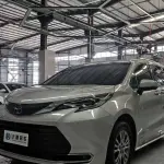 Toyota Sienna 2022 из Китая