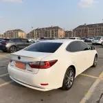 Lexus ES 2018 из Китая