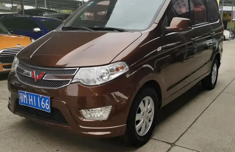 Wuling Hongguang 2018 из Китая