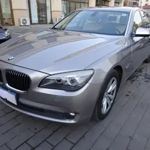 BMW 7 Series 2011 из Китая